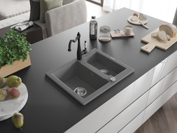 Mexen Carlos granite kitchen sink 1.5-bowl with Carla kitchen faucet, gray - 6518-71-670700-70