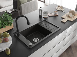 Mexen Elias Granitspüle 1-Becken mit Abtropffläche und Küchenarmatur Elia, schwarz/gold metallic - 6511-75-670101-70