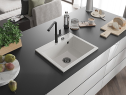 Mexen Oscar Granitspüle 1-Becken 580 x 490 mm, weiß, schwarzer Siphon - 6519581000-20-B