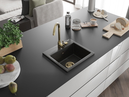 Mexen Milo granieten spoelbak met 1 bak 435 x 410 mm, zwart/goud metallic, gouden sifon - 6505441000-75-G