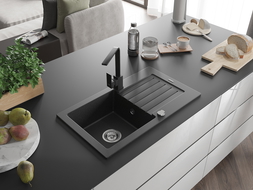 Mexen Pablo Granitspüle 1-becken mit Abtropffläche und Küchenarmatur Rita, schwarz/silber metallic- 6510-73-670300-70