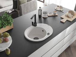 Mexen Kevin granīta virtuves izlietne ar vienu nodalījumu un notecētavu un virtuves jaucējkrānu Rita, balta - 6517-20-670300-70