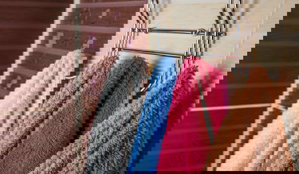 Jakie wieszaki na ręczniki wybrać?