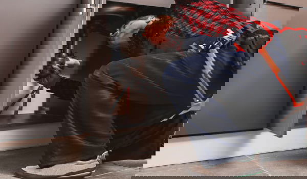 Jak zamontować syfon umywalkowy?