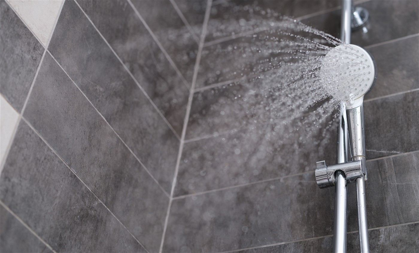 Jak dobrać uchwyty prysznicowe?