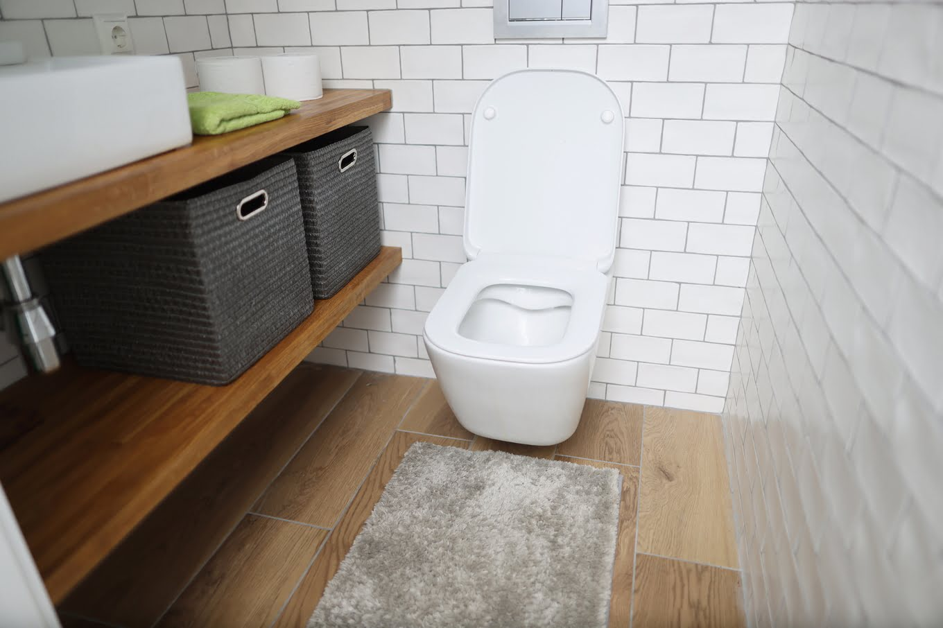 WC kompakt czy podtynkowy – który z nich wybrać?